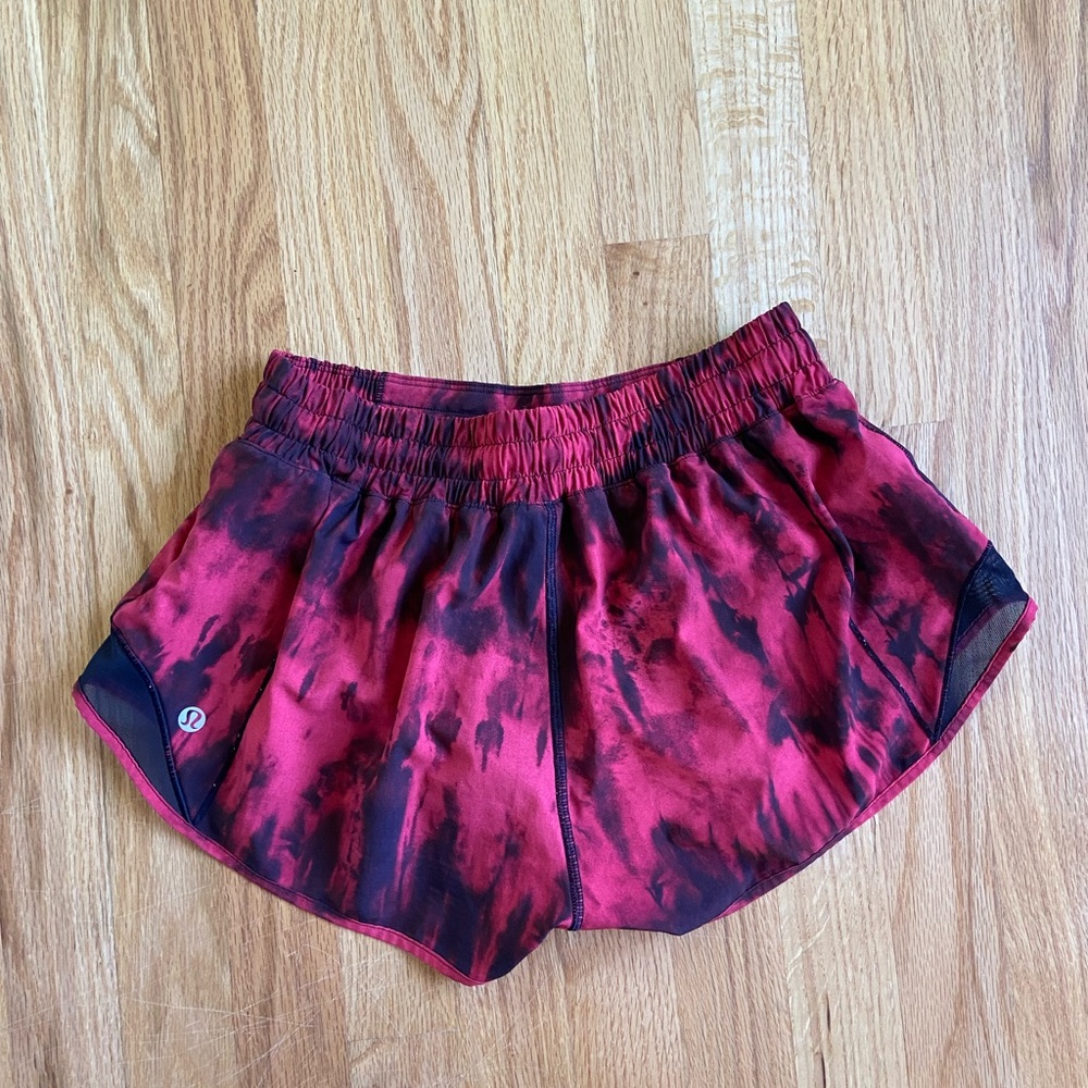 Women’s Size 6 Lululemon shorts